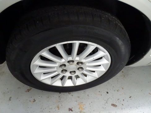 Used 2012 Buick Enclave Leather image 28