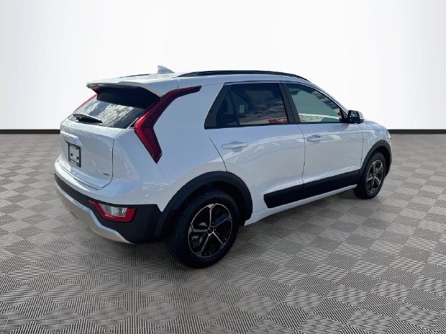 New 2026 Kia Niro LX FWD image 7