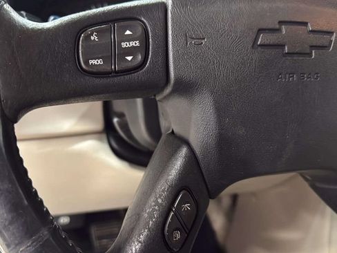 Used 2003 Chevrolet Suburban Z71 AWD/4WD image 22