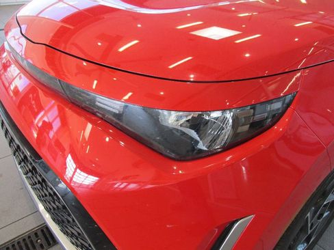 Used 2025 Kia Soul EX image 12