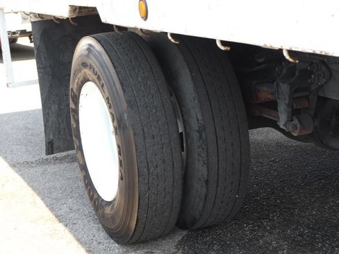 Used 2023 Ford F650 2WD Regular Cab Super Duty image 38