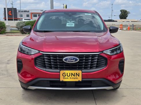Used 2025 Ford Escape Active FWD image 2