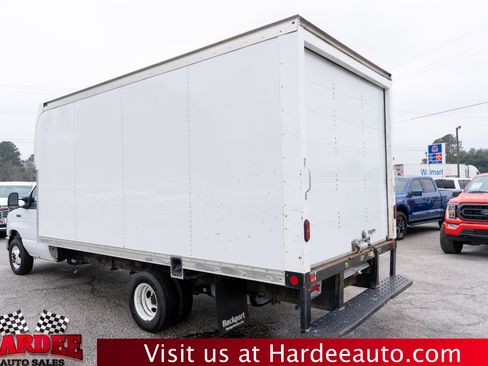 Used 2019 Ford E-450 and Econoline 450 Super Duty w/ Power Windows & Locks Group image 3