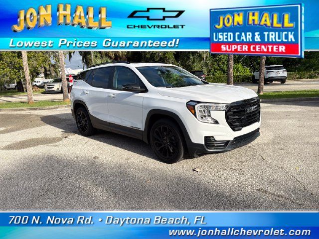 Used 2023 GMC Terrain SLE w/ Driver Convenience Package FWD image 15