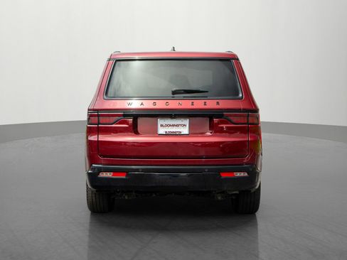 Used 2024 Jeep Wagoneer Series II AWD/4WD image 6