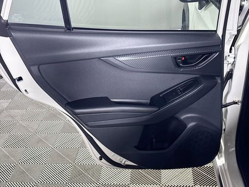 Used 2018 Subaru Crosstrek 2.0i Premium image 19