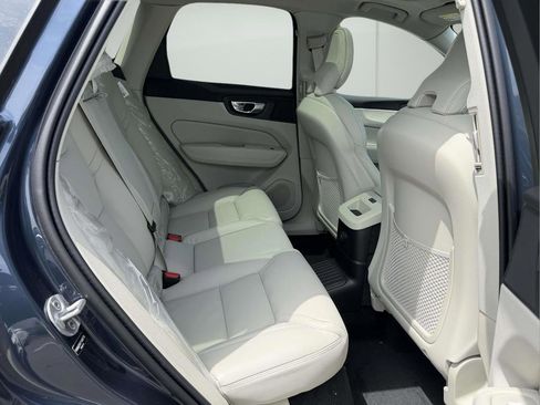 New 2026 Volvo XC60 T8 Ultra w/ Protection Package Premier AWD/4WD image 12