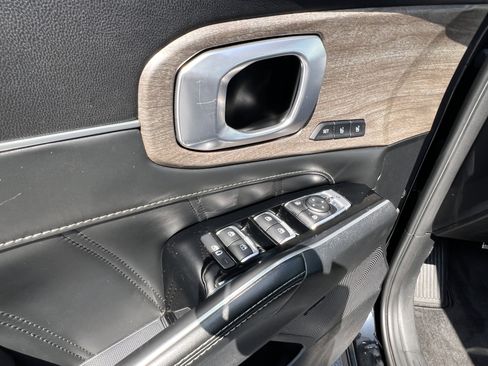 Used 2022 Kia Sorento SX Prestige image 27