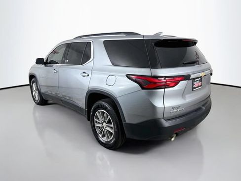 Used 2023 Chevrolet Traverse LT FWD image 5
