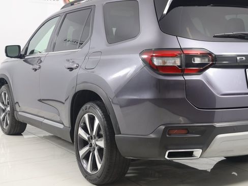Used 2023 Honda Pilot Elite image 24