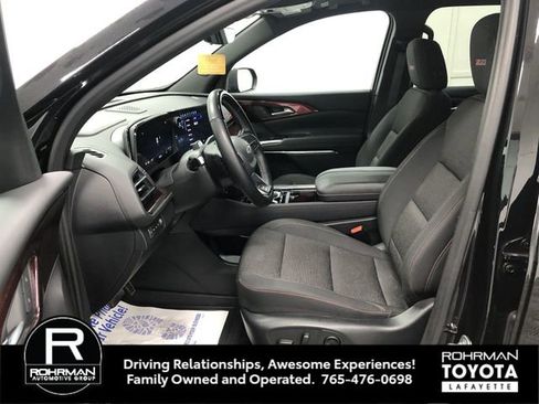 Used 2024 Chevrolet Traverse Z71 w/ Enhanced Driving Package image 12