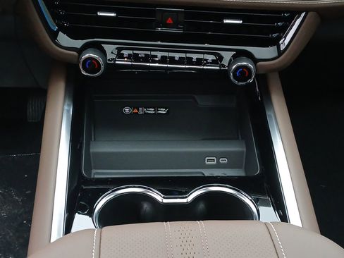 New 2026 Chevrolet Tahoe High Country image 13