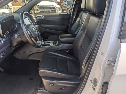 Certified 2022 Jeep Grand Cherokee Laredo X image 6