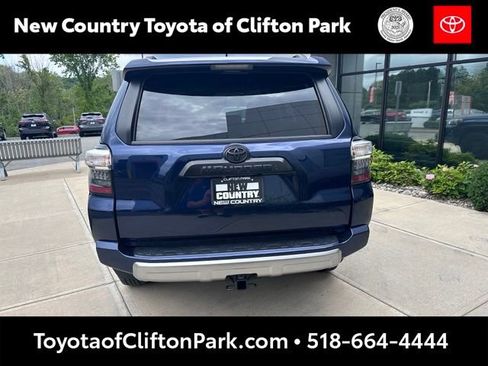 Used 2023 Toyota 4Runner TRD Off-Road Premium w/ Moonroof Package AWD/4WD image 4