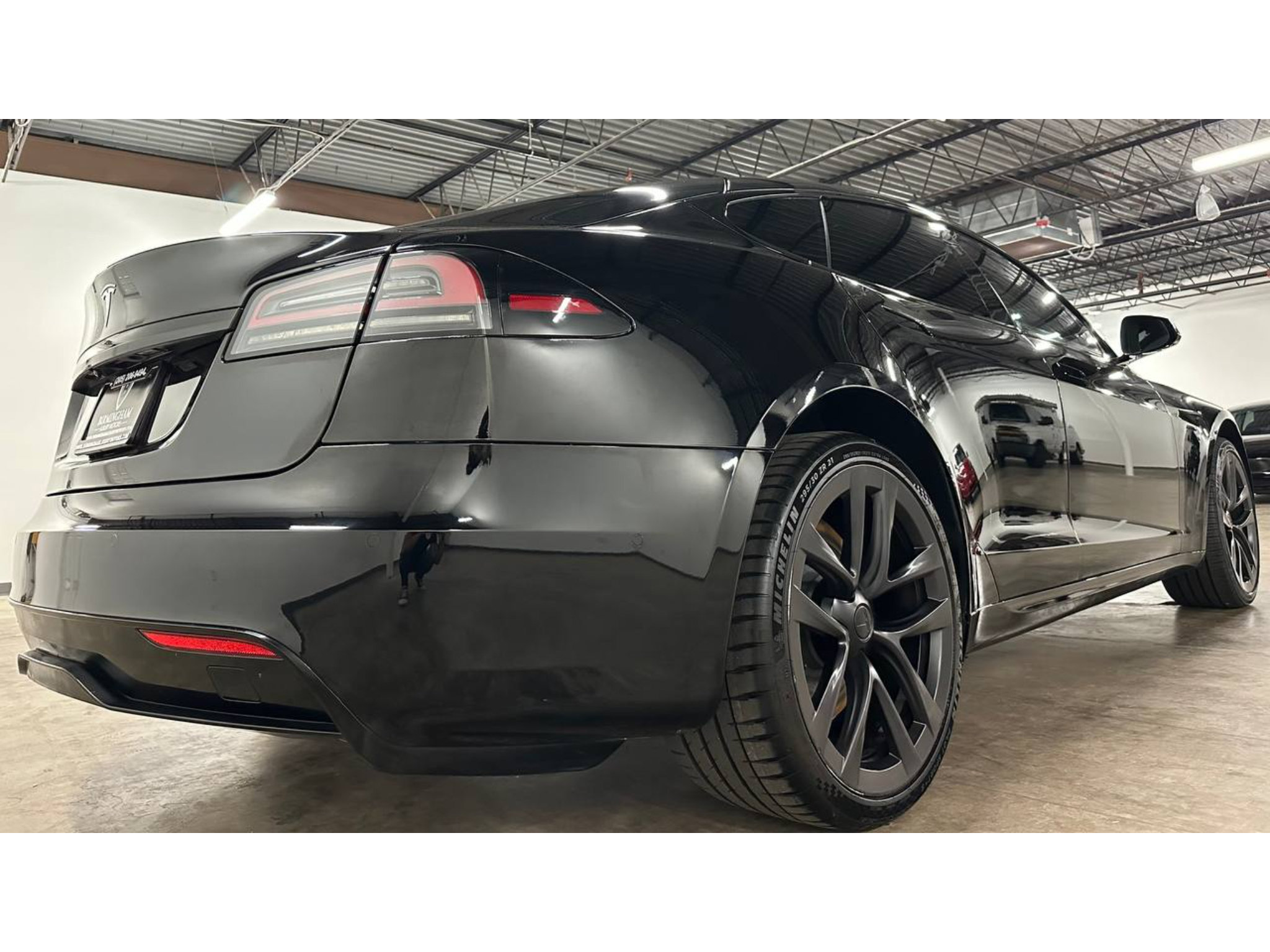 Used 2022 Tesla Model S Standard Range AWD/4WD image 13