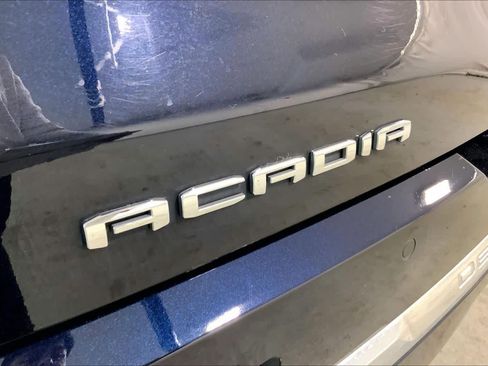 Used 2021 GMC Acadia Denali w/ Denali Ultimate Package image 29