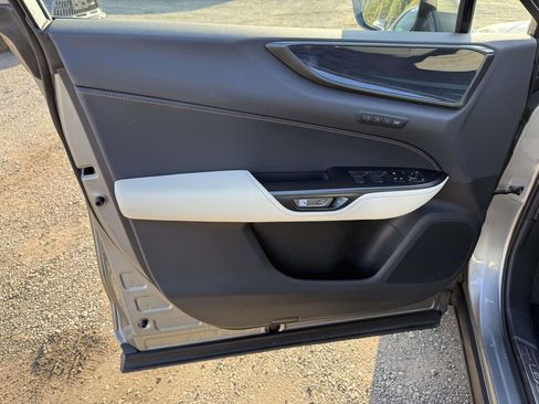 Used 2022 Lexus NX 350h AWD image 12