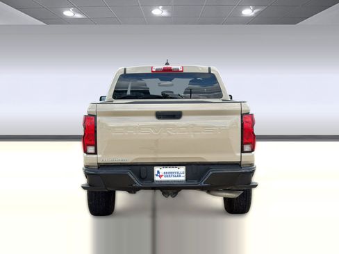 Used 2023 Chevrolet Colorado W/T image 10