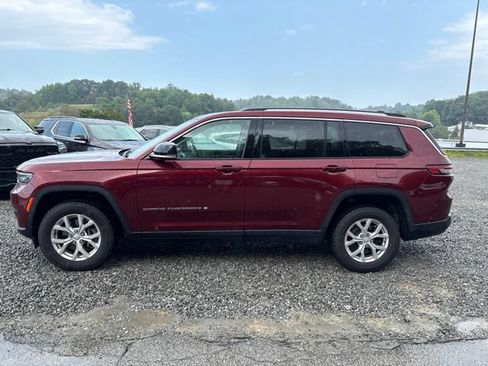 Used 2023 Jeep Grand Cherokee L Limited AWD/4WD image 2