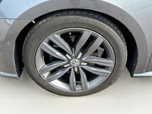 Used 2017 Volkswagen Passat 1.8T SEL Premium FWD image 35
