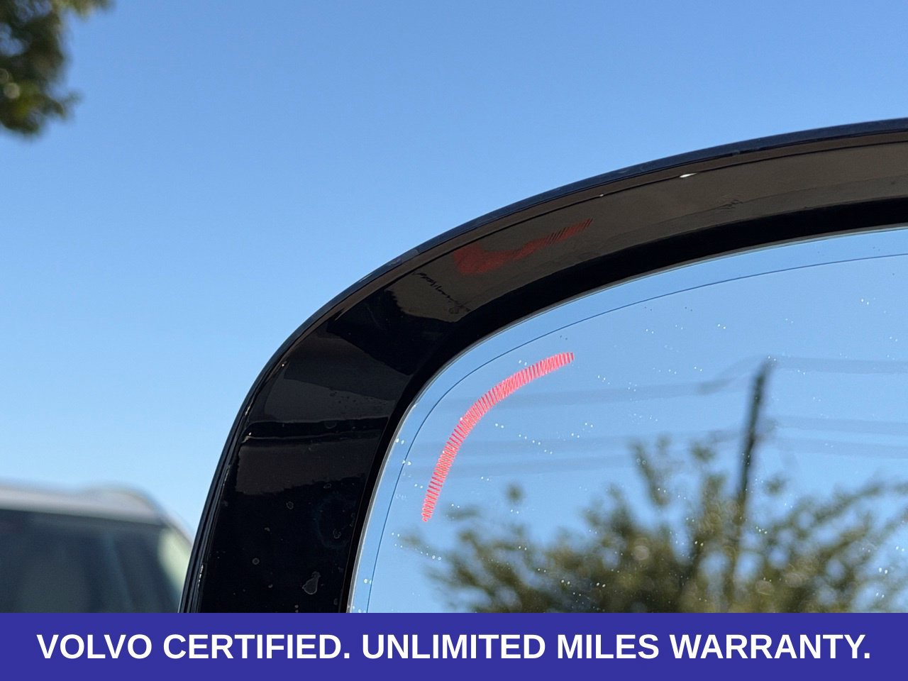 Certified 2024 Volvo XC60 B5 Plus w/ Protection Package Premier AWD/4WD image 15