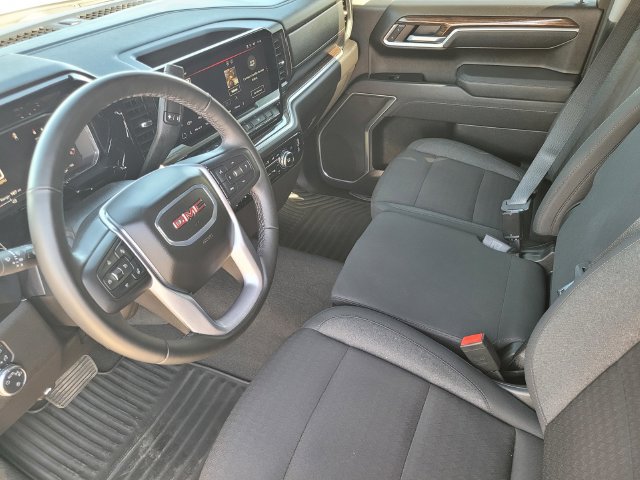 Used 2026 GMC Sierra 1500 SLE w/ Preferred Package RWD image 17