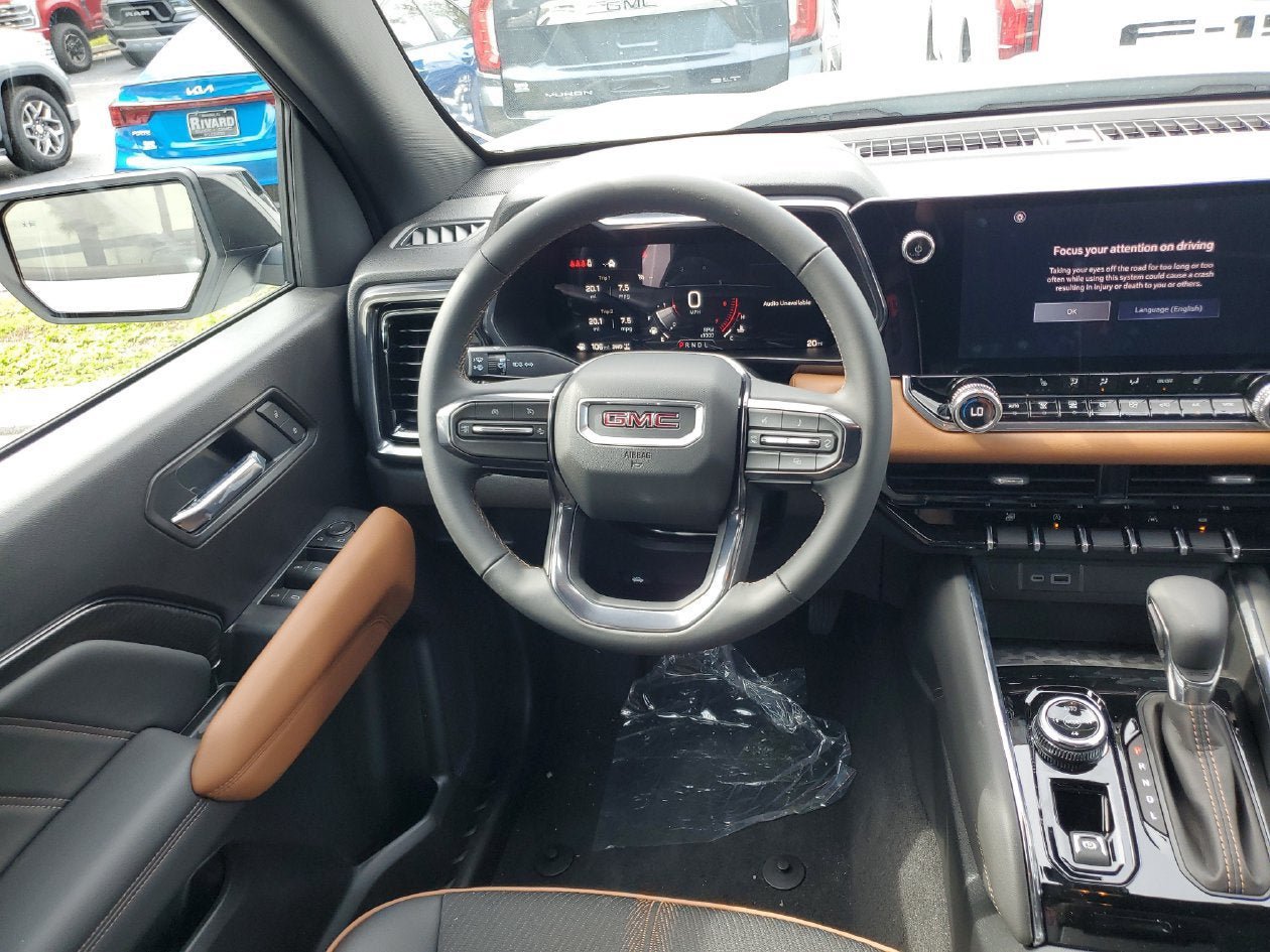 New 2026 GMC Canyon AT4 AWD/4WD image 13