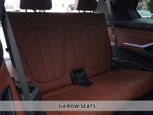 Used 2024 BMW X7 xDrive40i w/ M Sport Package image 10