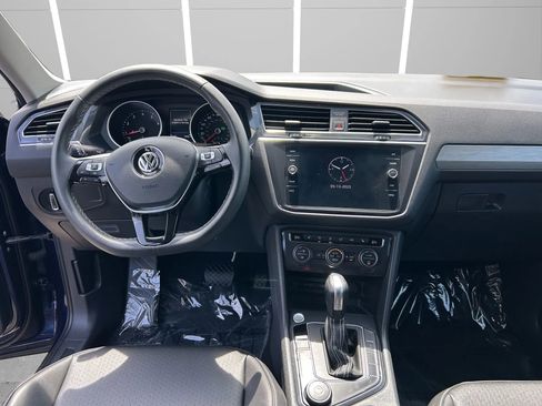 Used 2021 Volkswagen Tiguan SE image 15