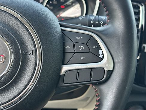 Used 2020 Jeep Compass Limited w/ Safety & Security Group image 14