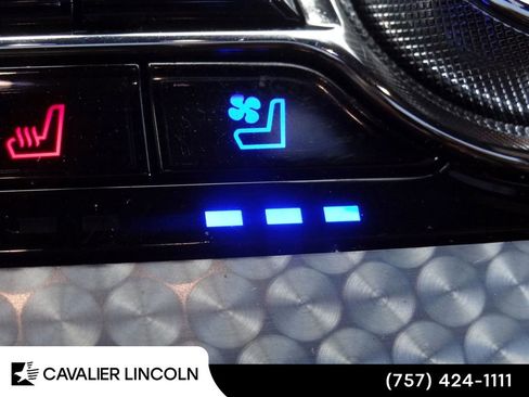 Used 2024 Lincoln Aviator Black Label w/ Dynamic Handling Package image 40