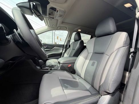 Used 2025 Subaru Ascent Onyx Edition w/ Onyx Package AWD/4WD image 23