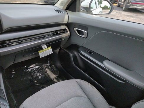 Used 2025 Kia K4 FWD image 15