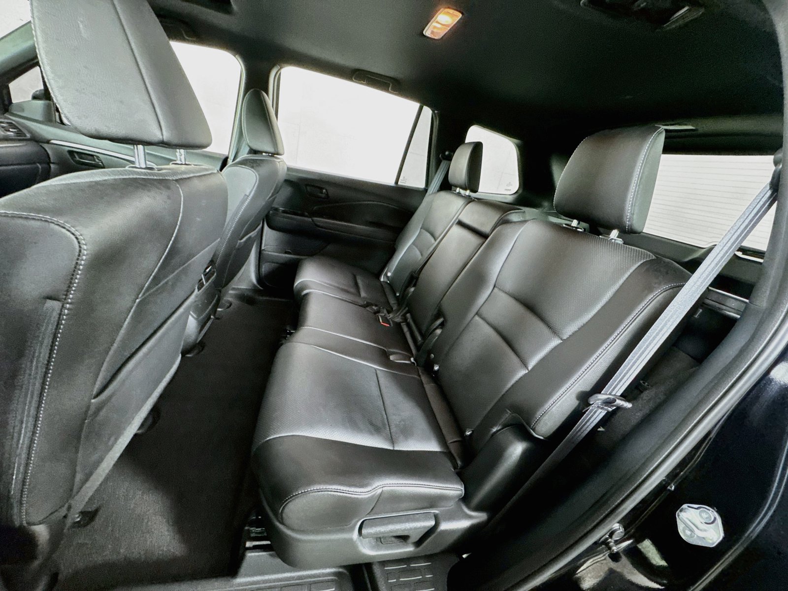 Used 2024 Honda Passport EX-L image 18