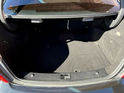 Used 2009 Mercedes-Benz C 350 Sport image 27