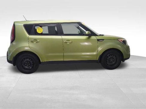 Used 2014 Kia Soul FWD image 9