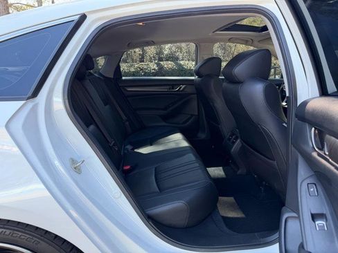 Used 2019 Honda Accord Touring image 26