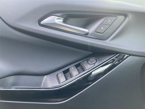 New 2026 Chevrolet Equinox LT w/ Convenience Package II image 24