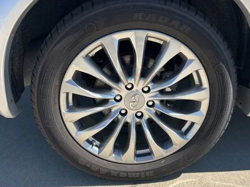 Used 2015 INFINITI QX80 2WD image 9