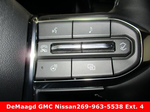 New 2026 GMC Terrain Elevation image 24