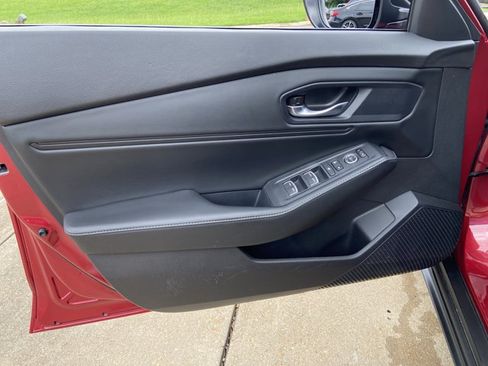 Used 2023 Honda Accord Sport image 35