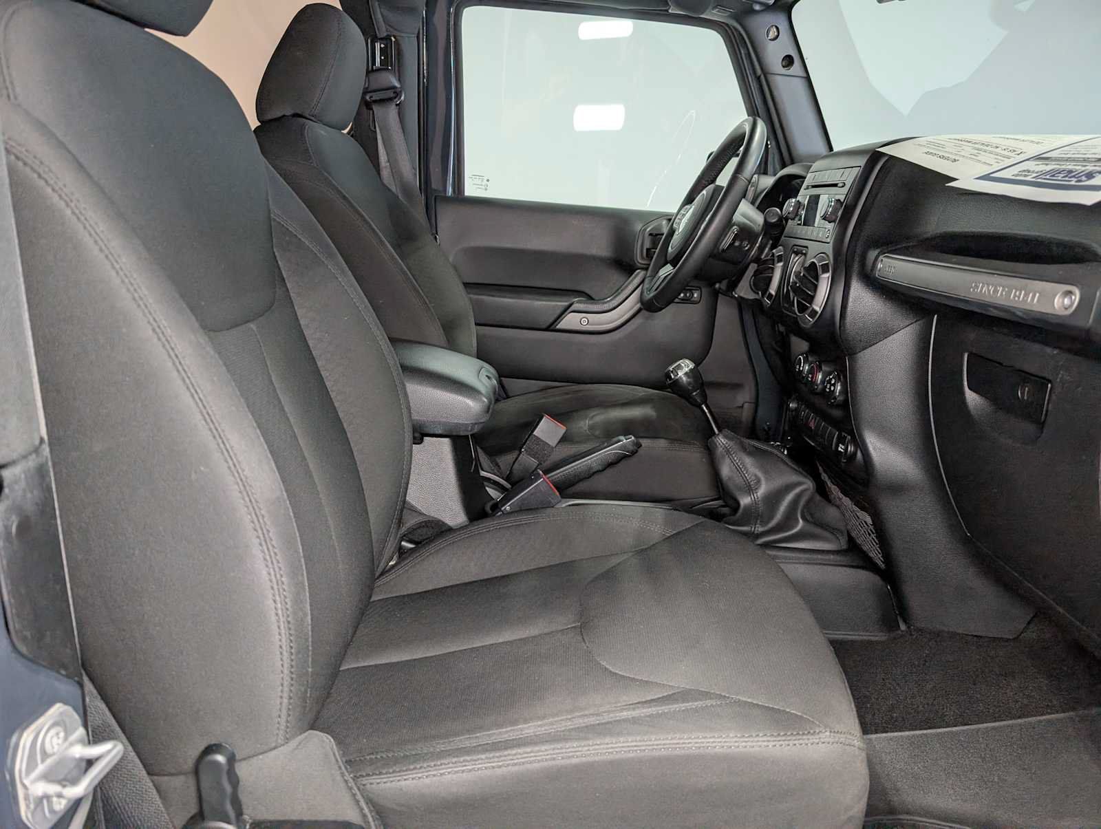 Used 2017 Jeep Wrangler Sport w/ Quick Order Package 23S AWD/4WD image 37