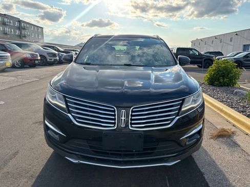 Used 2017 Lincoln MKC Reserve AWD/4WD image 2