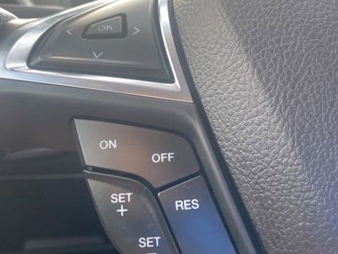Used 2022 Ford Edge SEL w/ Convenience Package AWD/4WD image 22