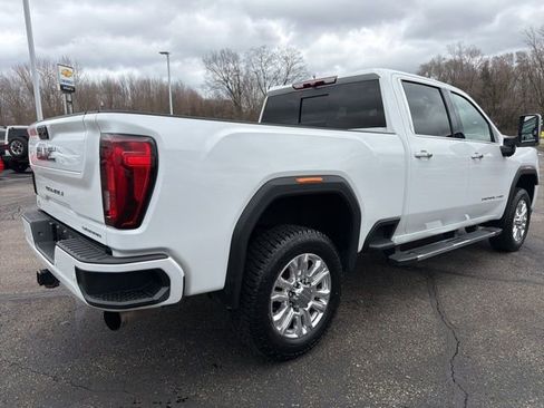 Used 2023 GMC Sierra 2500 Denali image 3