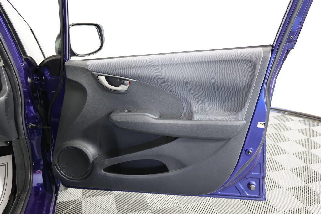 Used 2011 Honda Fit image 25