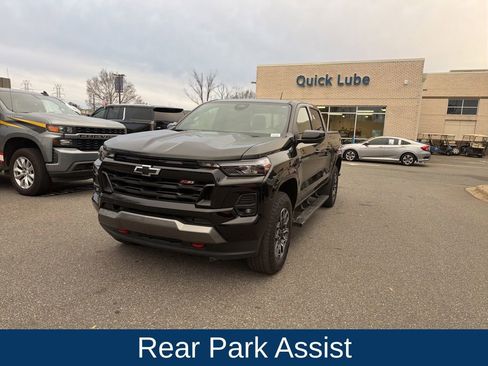 Used 2023 Chevrolet Colorado Z71 w/ Advanced Trailering Package image 17
