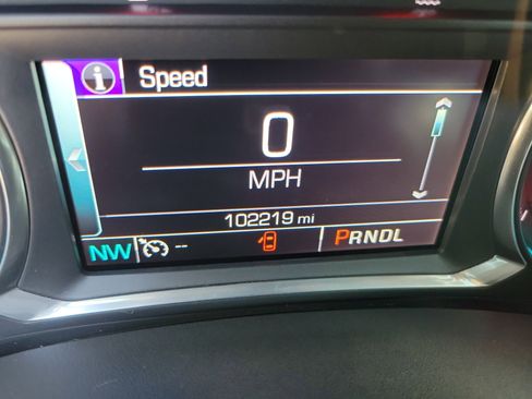 Used 2017 Chevrolet Malibu LT FWD image 20