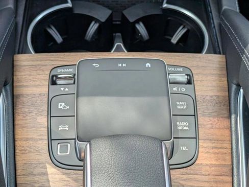 Certified 2025 Mercedes-Benz GLE 350 4MATIC image 18