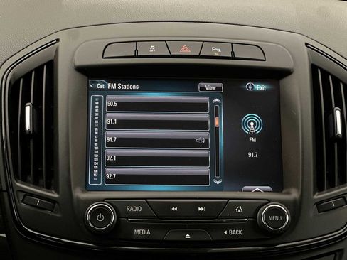 Used 2015 Buick Regal Premium image 12